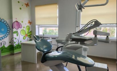 Dy kabinete të reja dentare janë ngritur në shkollat 9-vjeçare "Sotir Gurra" dhe "Stavri Themeli"